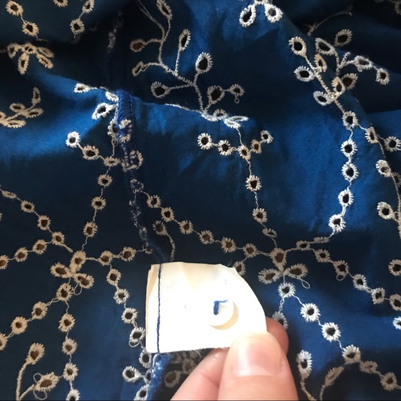 Zara Sz M embroidered blue Scalloped Shirt Top - Picture 14 of 15